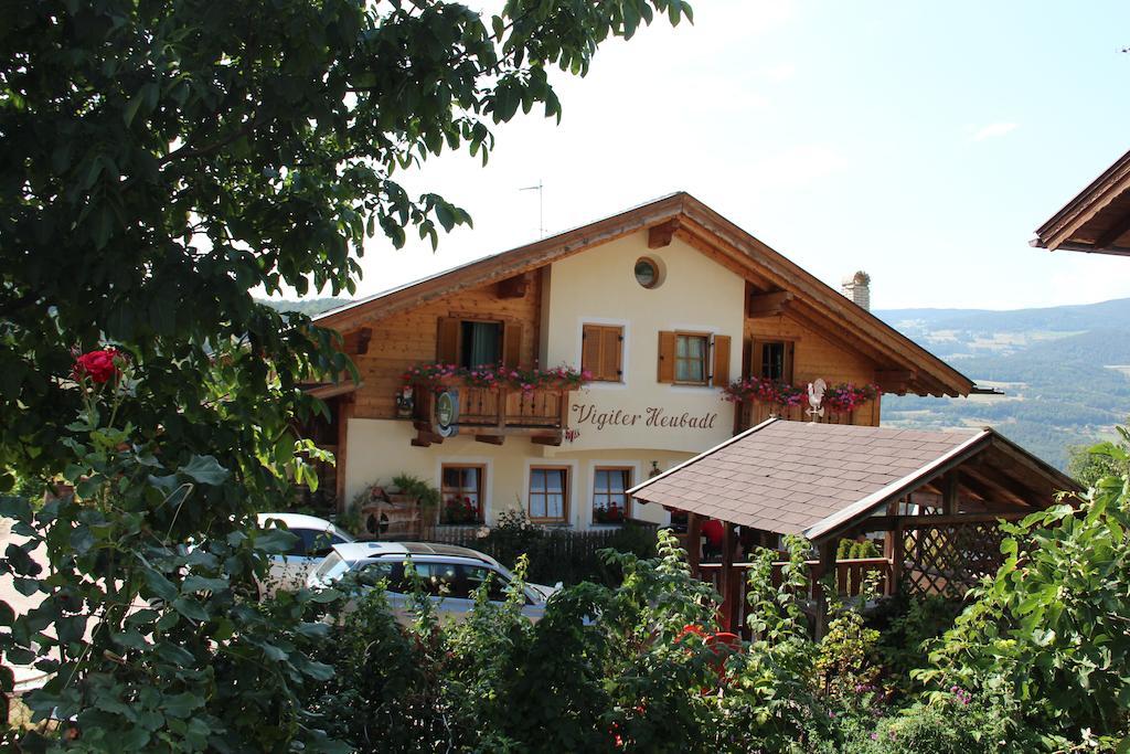 Verleierhof กัสเตลรอตโต ภายนอก รูปภาพ